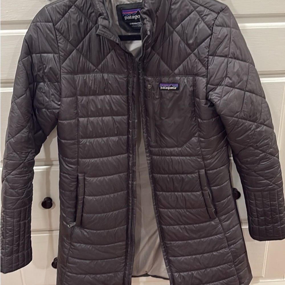 Patagonia Women's Charcoal Puffer Coat